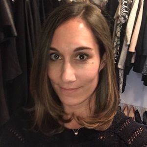 Meet your Posher, Lauren